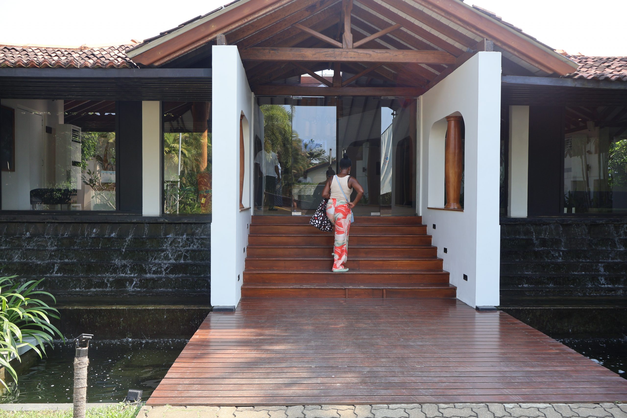 outside ekho surf hotel, bentota